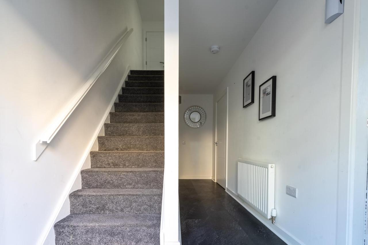 Spacious 3 Bedroom House In Glasgow City With Private Parking & Garden Luaran gambar