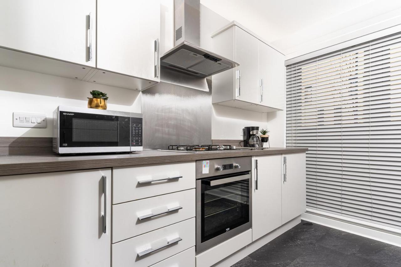 Spacious 3 Bedroom House In Glasgow City With Private Parking & Garden Luaran gambar