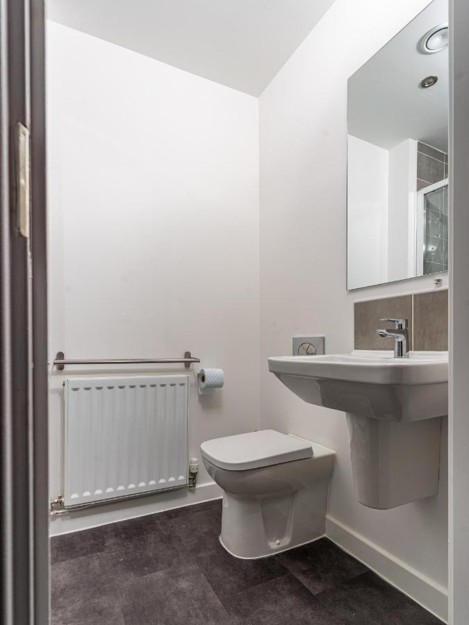 Spacious 3 Bedroom House In Glasgow City With Private Parking & Garden Luaran gambar